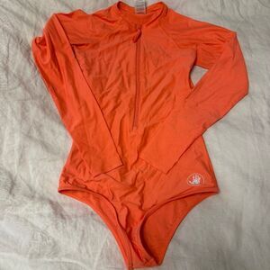 Body Glove SMOOTHIES CHANNEL CROSS-OVER LONG SLEEVE SWIMSUIT - size small